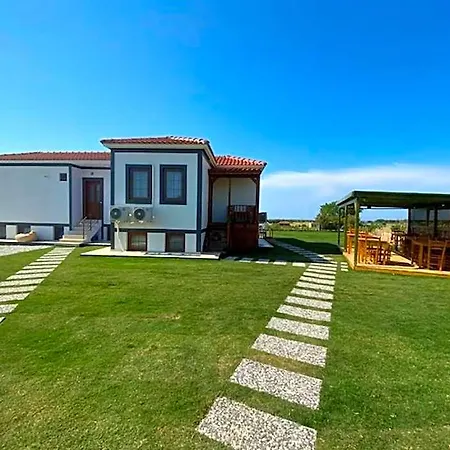 Hotel Tinos & Bag Evi 3*