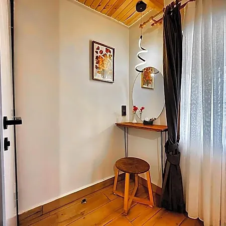 Hotel Tinos & Bag Evi 12 Yas Uestue